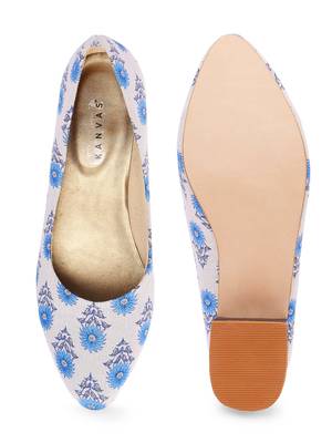 Women Ethnic Blue Sunflower Box Heels Shoes 4
