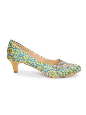 Women Ethnic Lemon Motif Kitten Heels Shoes 4