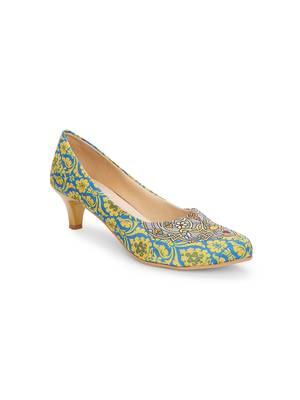 Women Ethnic Lemon Motif Kitten Heels Shoes 1