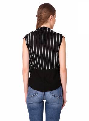 Black striped crepe sleeveless-tops 2
