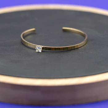 Gold bangles-and-bracelets 1