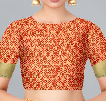 Green woven banarasi saree with blouse 5