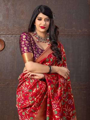 Red woven banarasi silk saree with blouse 3