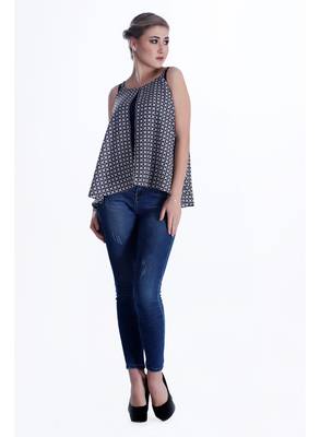 Black printed georgette sleeveless-tops 3