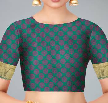 Green woven banarasi saree with blouse 5