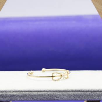 White bangles-and-bracelets 1