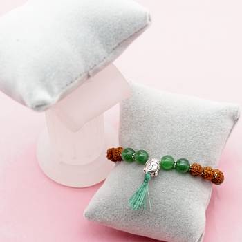 Green bangles-and-bracelets 1