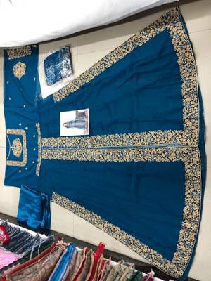 Cyan embroidered santoon salwar 2