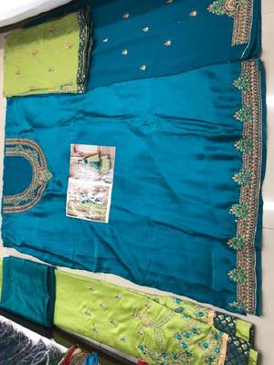 Dark-parrot-green embroidered santoon salwar 2