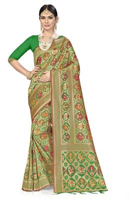 Green Woven Art Silk Saree With Blouse 1