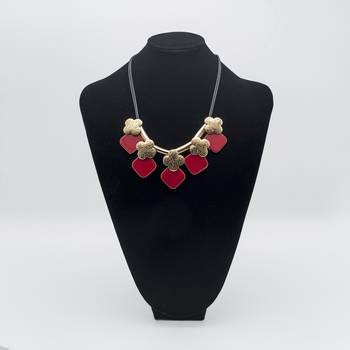Red necklaces 2