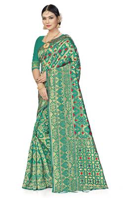 Green Woven Art Silk Saree With Blouse 2