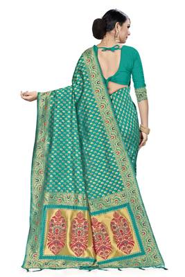 Green Woven Art Silk Saree With Blouse 3