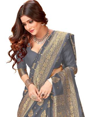 Grey woven jacquard saree with blouse 5
