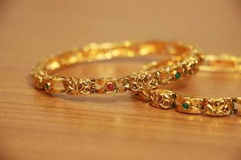Gold Ruby       Bangles-And-Bracelets 2