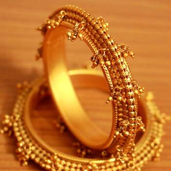 Gold bangles-and-bracelets 2