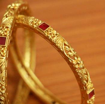 Gold Ruby       Bangles-And-Bracelets 2