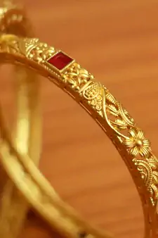 Gold Ruby       Bangles-And-Bracelets