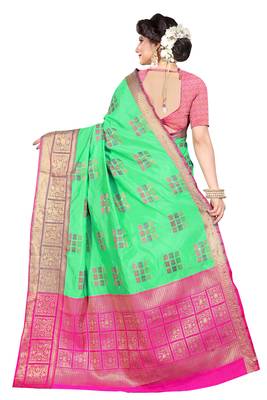 Green woven cotton silk saree with blouse 4