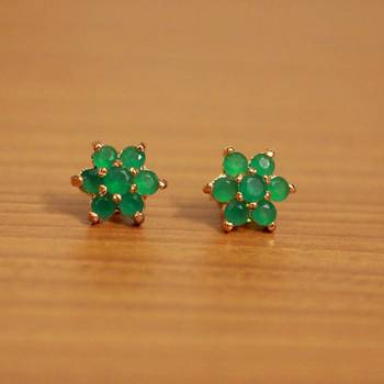 Green Emerald       Studs 1