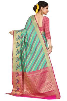 Green woven cotton silk saree with blouse 3