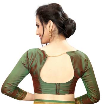 Pink plain silk saree with blouse 4