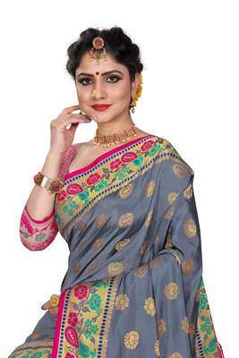 Grey woven cotton silk saree with blouse 5
