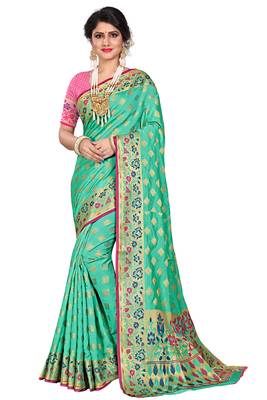 Green woven cotton silk saree with blouse 4