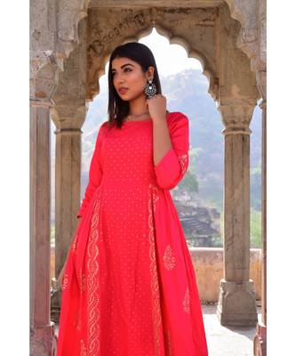 peach hand print silk kurtis 4