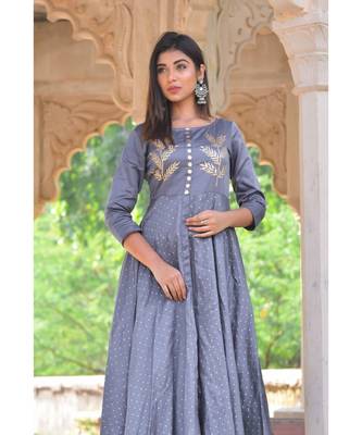 grey hand print silk kurta sets 4