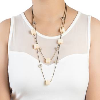 Cream necklaces 1