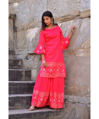 peach hand print silk kurta sets 1
