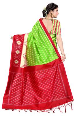 Green woven art silk saree with blouse 4
