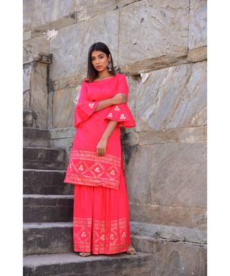 peach hand print silk kurta sets 3