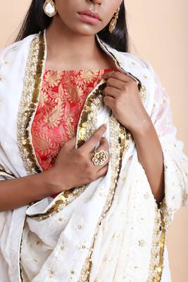 White Chikankari Saree With Blouse 4