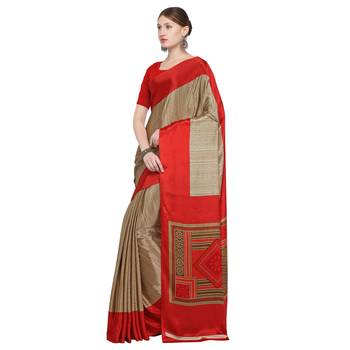 Gold printed crepe saree with blouse 3