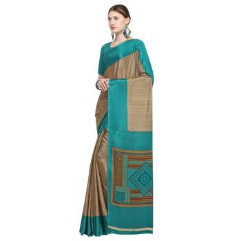 Gold printed crepe saree with blouse 3