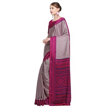 Pink printed crepe saree with blouse 3