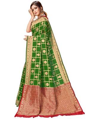 Green Woven Banarasi Saree With Blouse 2