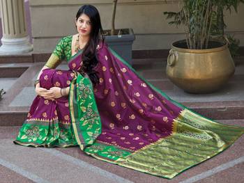 Magenta woven banarasi silk saree with blouse 3