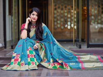 Aqua blue woven banarasi silk saree with blouse 3