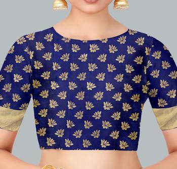 Green woven banarasi silk saree with blouse 4