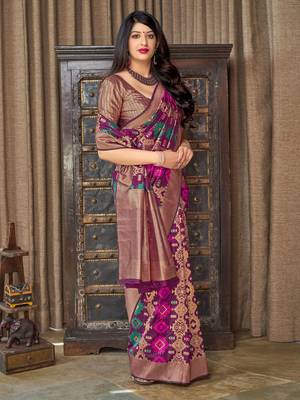 Magenta woven banarasi silk saree with blouse 2
