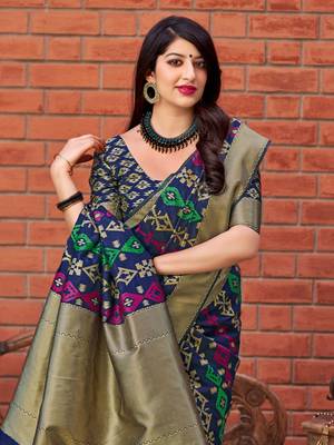 Dark blue woven banarasi silk saree with blouse 4