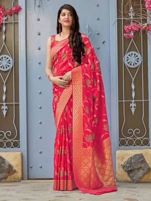 Pink woven banarasi silk saree with blouse 4