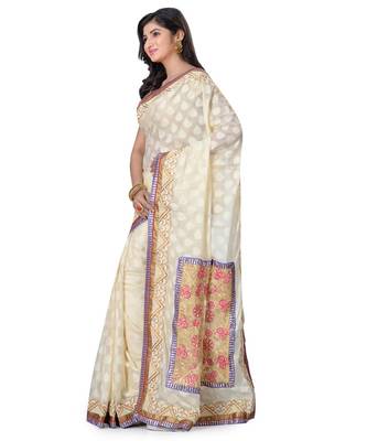 Off White Embroidered Jacquard Saree With Blouse 2
