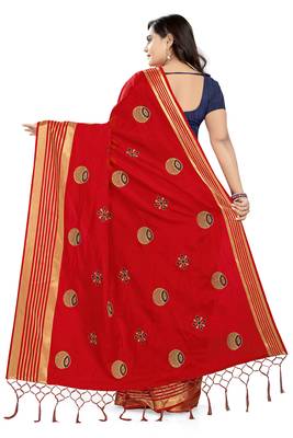 Red Embroidered Silk Saree With Blouse 4