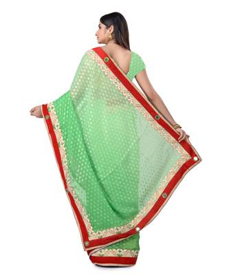 Green Embroidered Jacquard Saree With Blouse 3