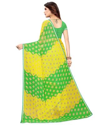 Green printed chiffon saree with blouse 4