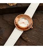 White Stylish Watch With Rose Gold Combination